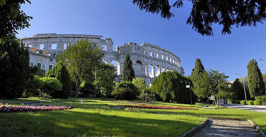Apartment Mladenka Pula Ruang foto