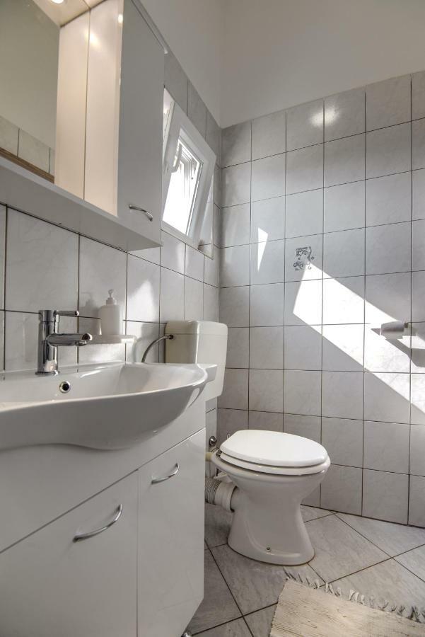 Apartment Mladenka Pula Bagian luar foto